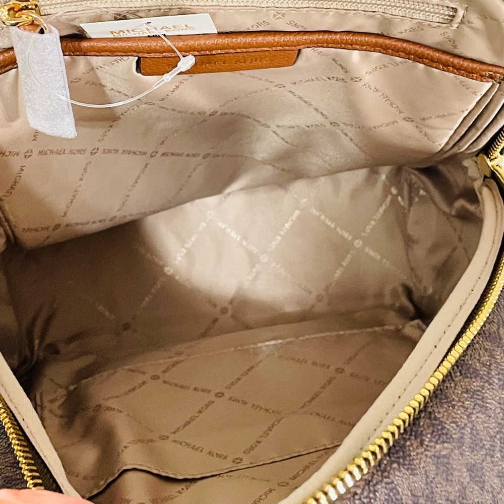 Michael Kors Erin Medium Vanilla Multi Backpack - Picture 9 of 15